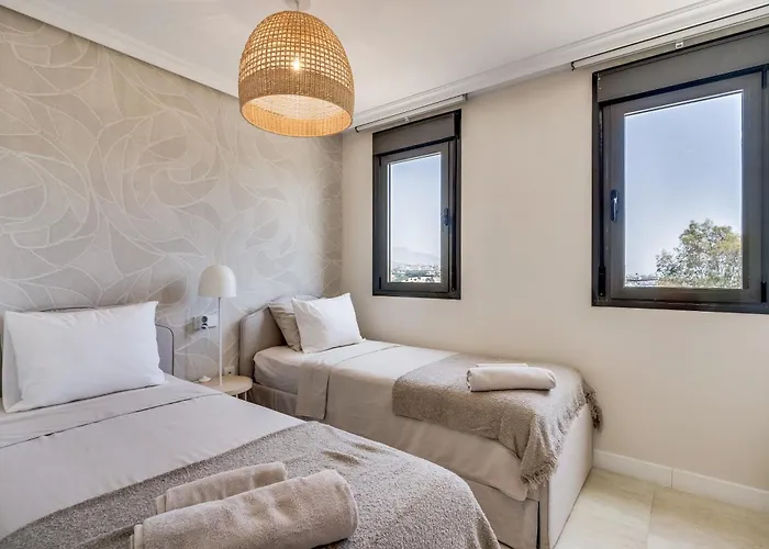 Penthouse In Met Zeezicht, Jacuzzi & Zwembad شقة