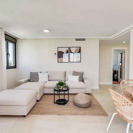 Penthouse In Met Zeezicht, Jacuzzi & Zwembad