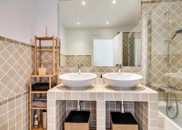 Appartement Penthouse In Met Zeezicht, Jacuzzi&zwembad Estepona